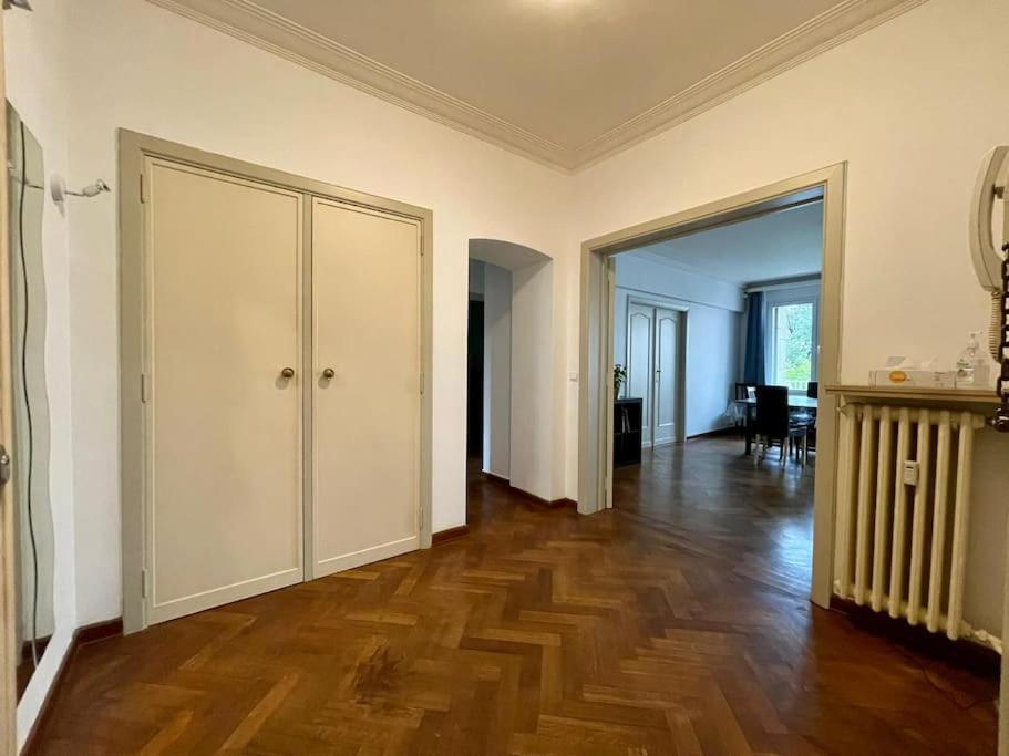 Spacious Apartment Next To Parc Du Cinquantenaire Брюссель Экстерьер фото